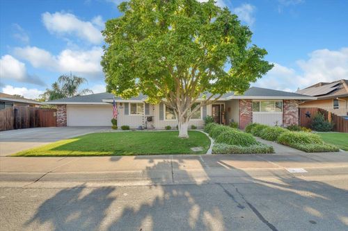 1620 Elizabeth Ln, Yuba City, CA, 95993-1694 | Card Image