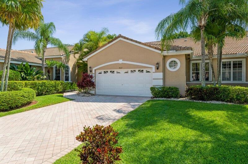Carlton Golf Dr, Lake Worth, FL 33449