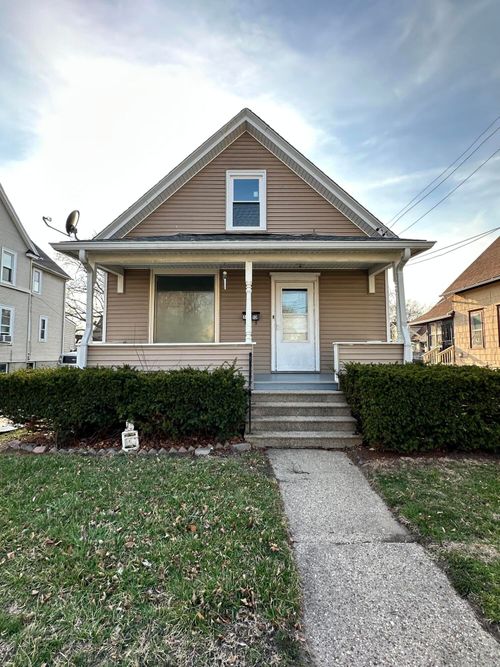 5810 20th Ave Ave, Kenosha, WI, 53140 | Card Image