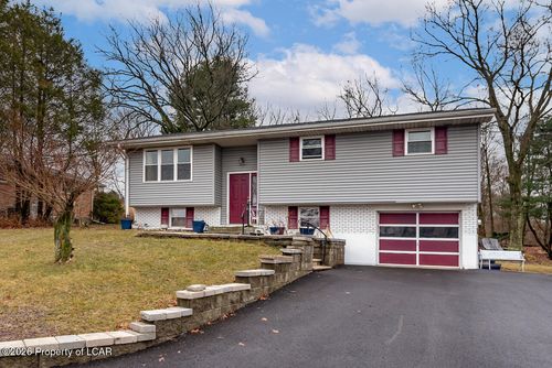 42 Laflin Rd, Wilkes Barre, PA, 18702-7247 | Card Image