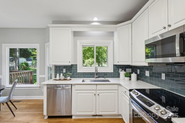 Kitchen | Image 9