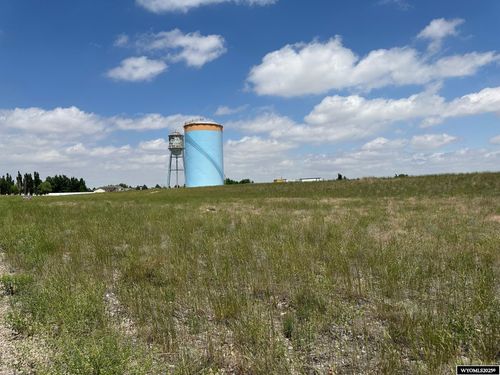 5125 Bel Vista Dr, Bar Nunn, WY, 82601-9406 | Card Image