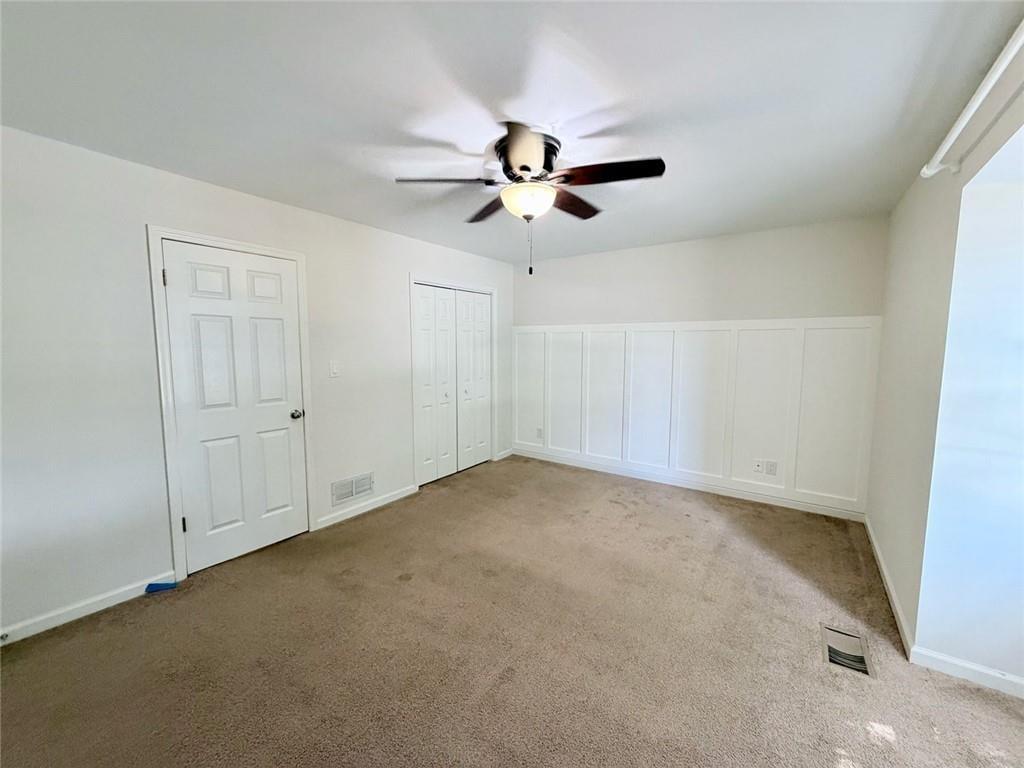 Residential Lease in Oakwood 3