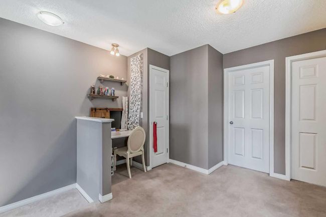 109 Hidden Creek Rise Nw, Home with 3 bedrooms, 2 bathrooms and 2 parking in Calgary AB | Image 24