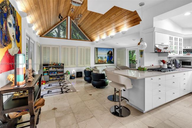 3613 Royal Palm Ave, House other with 4 bedrooms, 5 bathrooms and null parking in Miami FL | Image 15