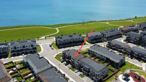 30 Caspian Sq, Bowmanville, ON, L1C7G3 | Card Image