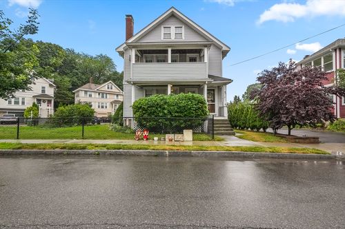 33 Woodleigh Rd, Watertown, MA, 02472-3549 | Card Image