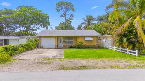 108 Ne 23rd St, Wilton Manors, FL, 33305-1018 | Card Image