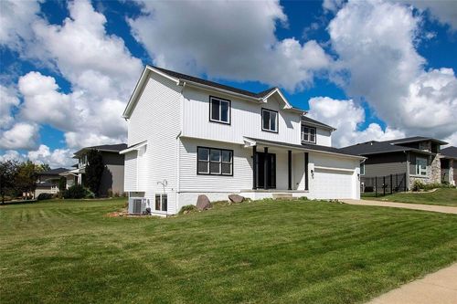 712 63rd St, West Des Moines, IA, 50266-5796 | Card Image