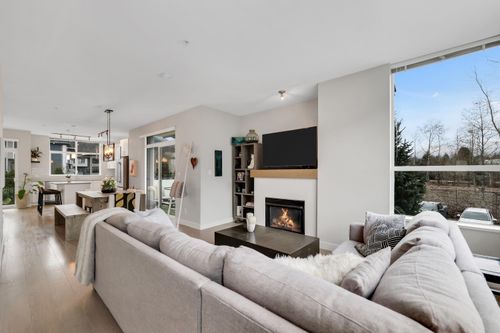 38375 Eaglewind Boulevard, Squamish, BC, V8B0V4 | Card Image