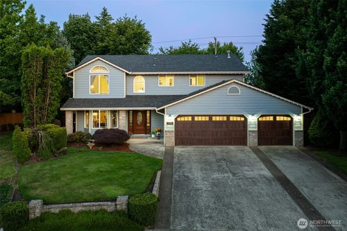 1732 Nw 29th Circle, Camas, WA, 98607 | Card Image