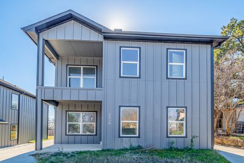 2510 Oxford St, Fort Worth, TX, 76106-7548 | Card Image