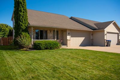 W3152 Westowne Court, House other with 3 bedrooms, 2 bathrooms and null parking in BUCHANAN WI | Image 1