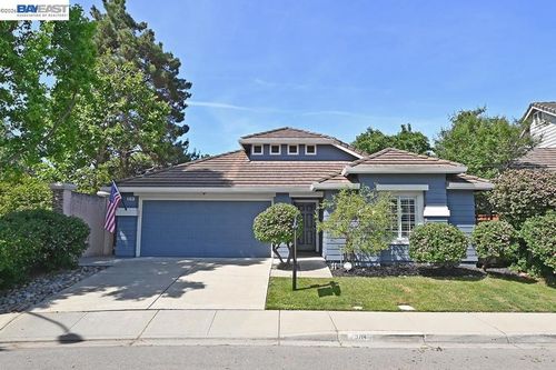 3714 Reflections Dr, Pleasanton, CA, 94566-7182 | Card Image