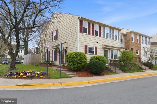 13800 Sauterne Way, CHANTILLY, VA, 20151-3604 | Card Image