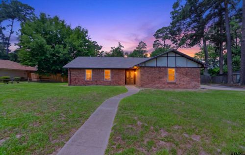 2884 Airways Dr, Tyler, TX, 75704 | Card Image