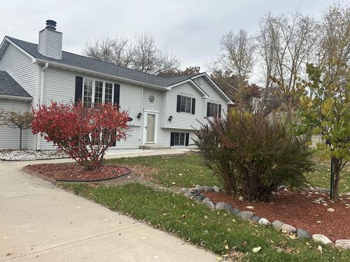 7765 S Mission Drive, Franklin, WI, 53132 | Card Image
