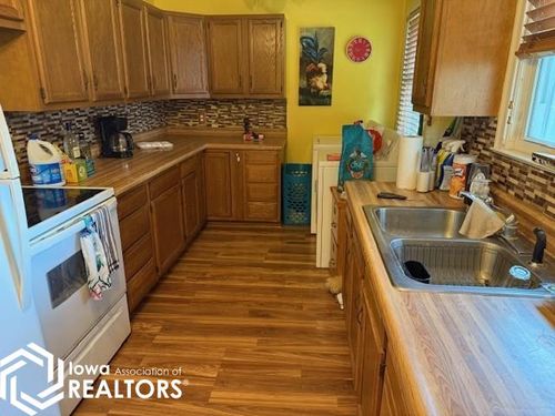 404 Beech St, Burt, IA, 50522-7722 | Card Image