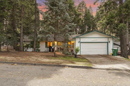 14621 Bridgeport Cir, Magalia, CA, 95954-9637 | Card Image