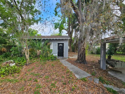 c-1504 E 99th Avenue, TAMPA, FL, 33612 | Card Image