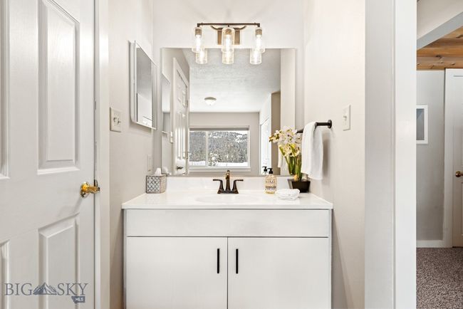 192 Candlelight Meadow Dr, Condo with 3 bedrooms, 3 bathrooms and null parking in Big Sky MT | Image 27