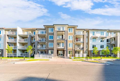 2217-6118 80 Avenue Ne, Calgary, AB, T3J0S6 | Card Image