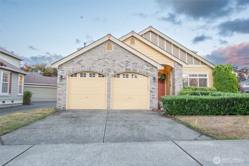 17433 31st Dr Se, Bothell, WA, 98012-8551 | Card Image