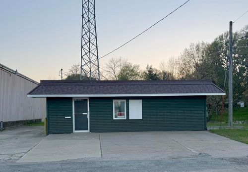 116 N Steele Dr, Oelwein, IA, 50662-1650 | Card Image