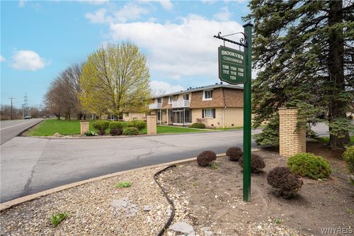 29-1112 Indian Church Rd, West Seneca, NY, 14224-1330 | Card Image