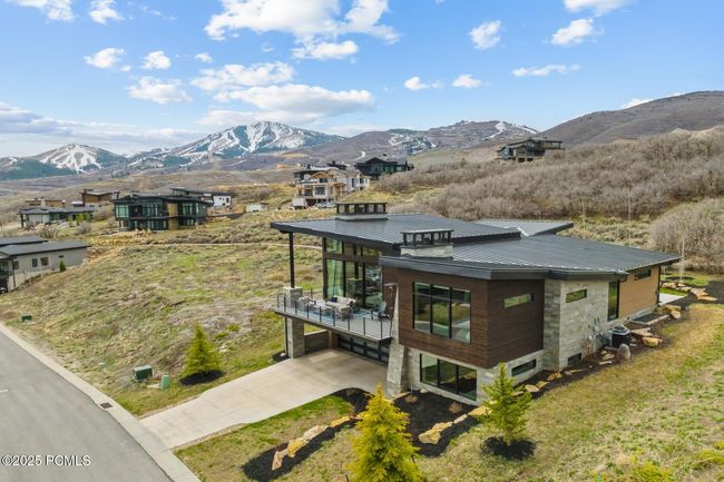 11431 N Ursa Cir, Home with 4 bedrooms, 5 bathrooms and null parking in Mayflower Mnt UT | Image 70