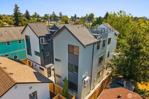 a-3943 S Morgan St, Seattle, WA, 98118-3251 | Card Image