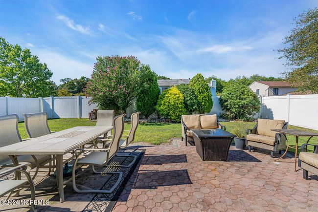 39 Honeysuckle Way, House other with 4 bedrooms, 3 bathrooms and null parking in Howell NJ | Image 49
