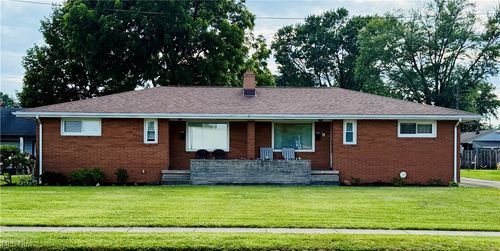 941-939 5th St, Struthers, OH, 44471-1535 | Card Image