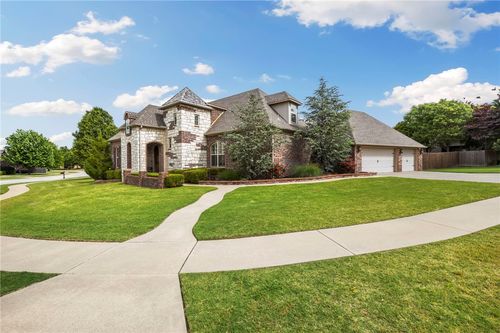3532 W Providence Dr, Fayetteville, AR, 72704-6244 | Card Image