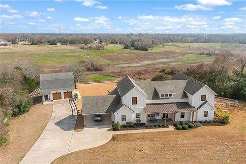 7323 River Ridge Dr, College Station, TX, 77845-2370 | Card Image