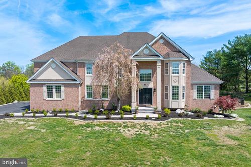 113 Holmes Mill Rd, Cream Ridge, NJ, 08514-1503 | Card Image