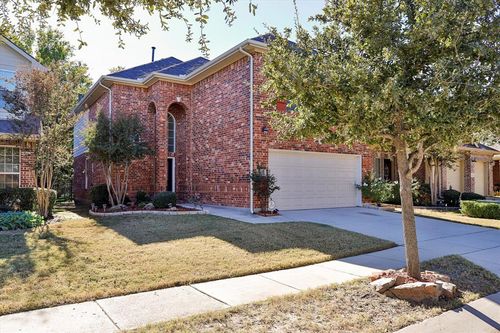 370 Bentson Drive, Argyle, TX, 76226 | Card Image