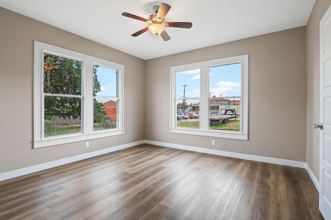 118 W Gandy St, Home with 0 bedrooms, 0 bathrooms and null parking in Denison TX | Image 17