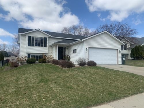 4583 Savannah Dr Nw, Rochester, MN, 55901-3897 | Card Image