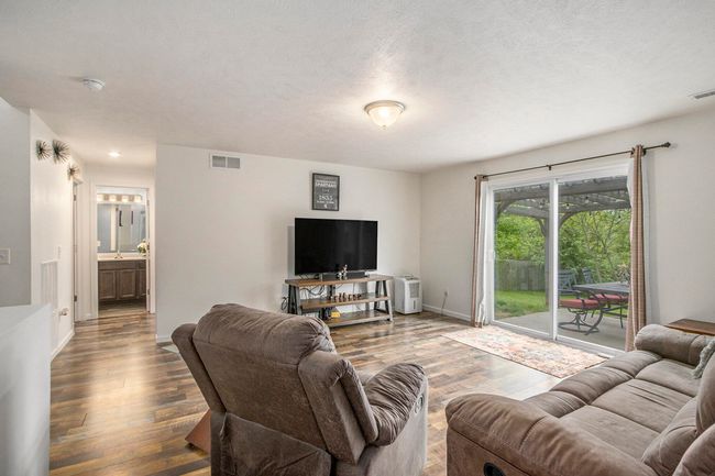 207 Station Hill St, House other with 3 bedrooms, 2 bathrooms and null parking in Galesburg MI | Image 12