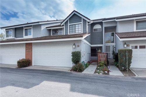 49 Summerstone, Irvine, CA, 92614-7089 | Card Image