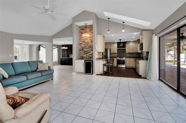 Living Room_Furniture Not Included | Image 21