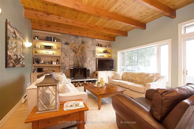 28 Goodman Rd, House other with 5 bedrooms, 5 bathrooms and 3 parking in Fenelon Falls ON | Image 14