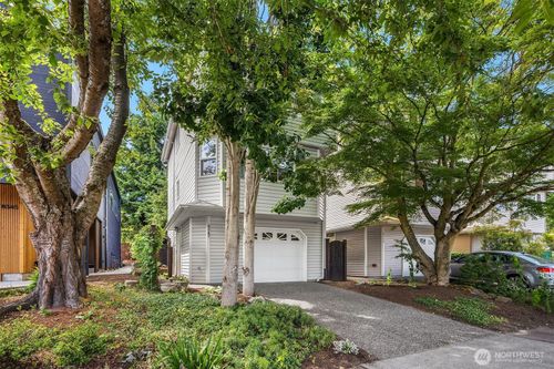 8347 9th Ave Nw, Seattle, WA, 98117-3336 | Card Image