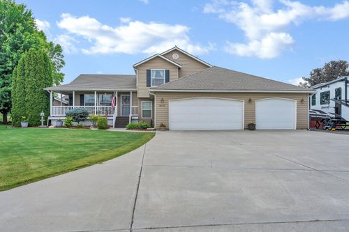 8014 S Blackberry St, Cheney, WA, 99004-8717 | Card Image