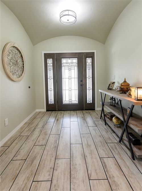 148 E Bonita Drive, Elk City, OK, 73644 | Card Image