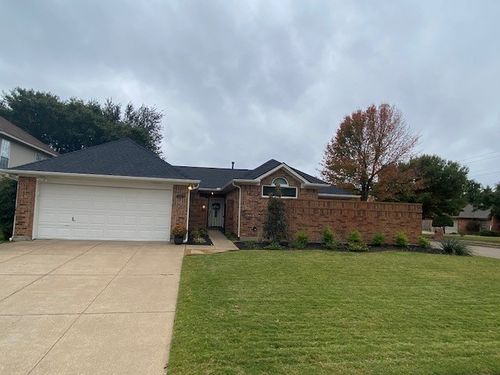 1827 Forestdale Dr, Grapevine, TX, 76051-7333 | Card Image