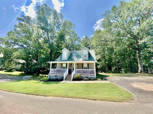 20 Devin Dr, Iuka, MS, 38852-6414 | Card Image