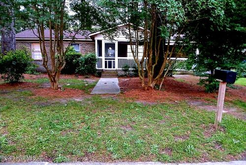 515 Downing Dr, Scotland Neck, NC, 27874-1131 | Card Image