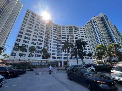 318-3505 S Ocean Dr, Hollywood, FL, 33019-2812 | Card Image